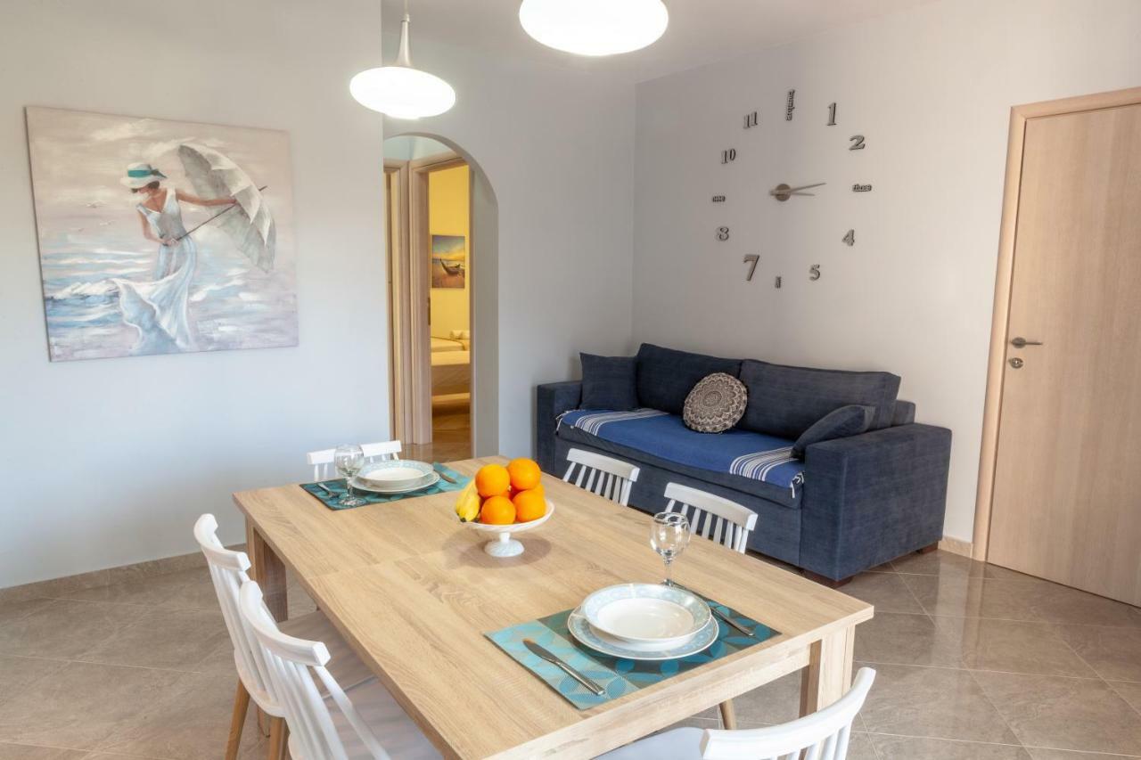 John Apartments Drepano  Extérieur photo