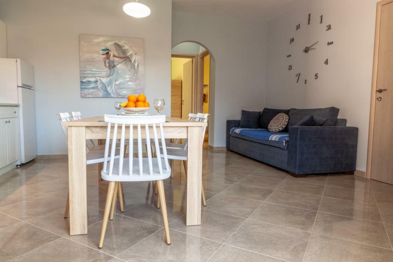 John Apartments Drepano  Extérieur photo