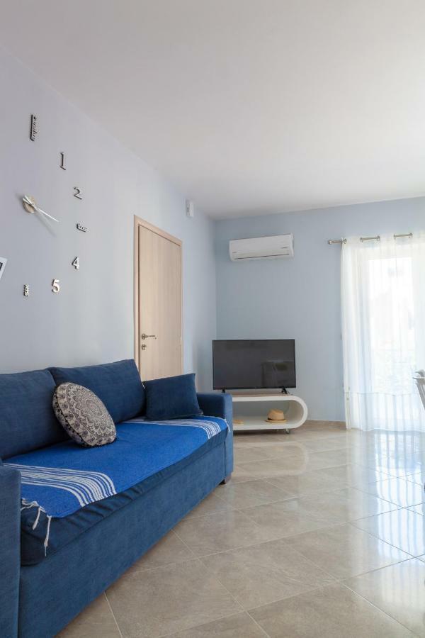 John Apartments Drepano  Extérieur photo